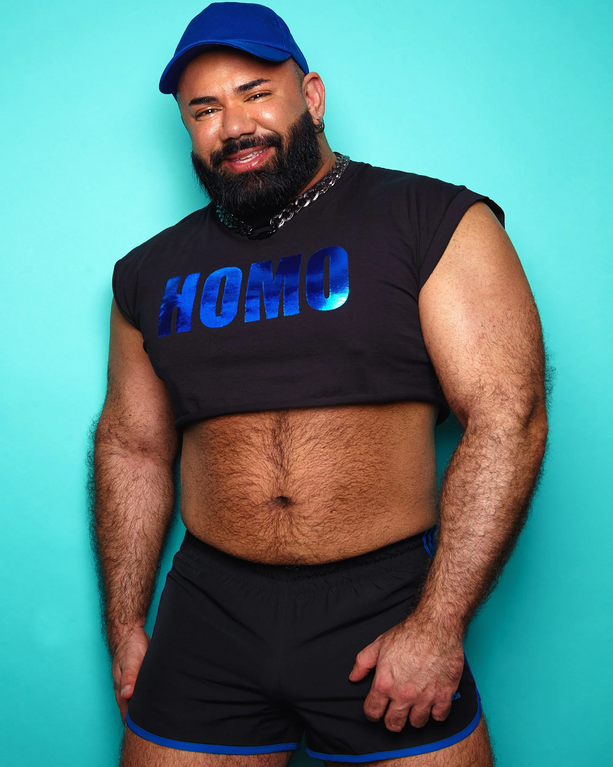 Chunky HOMO, metallic blue on black - Sleeveless crop-top.