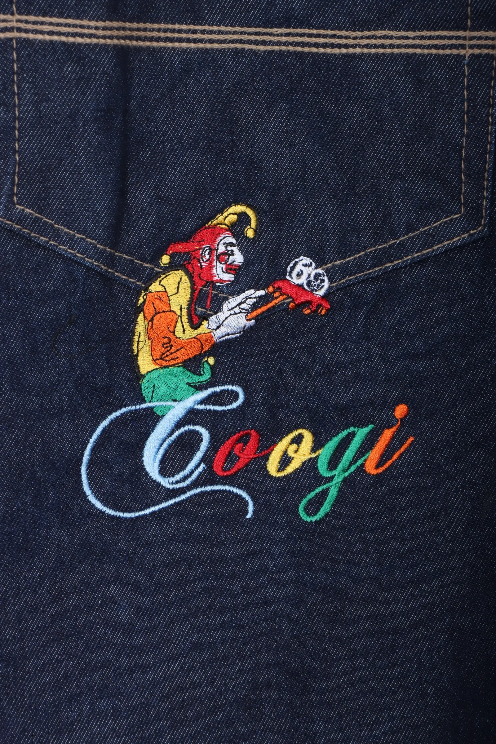 COOGI Embroidered Jester Dark Wash Y2K Jeans (42x32)