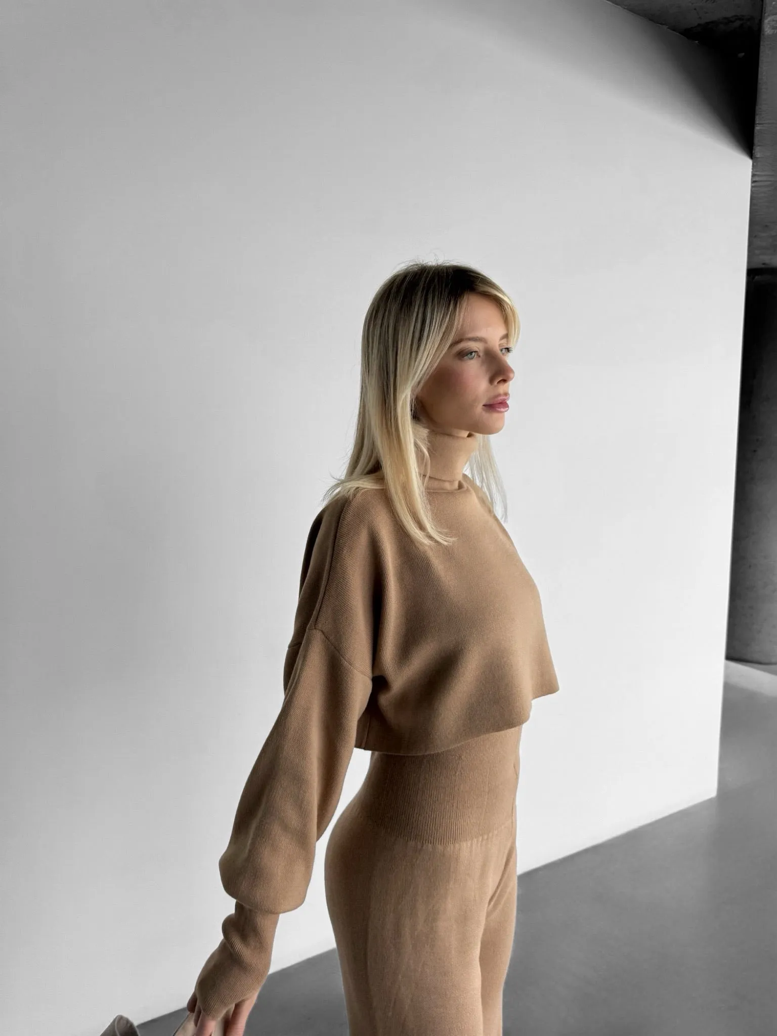 Crop Collar Sweater - Camel