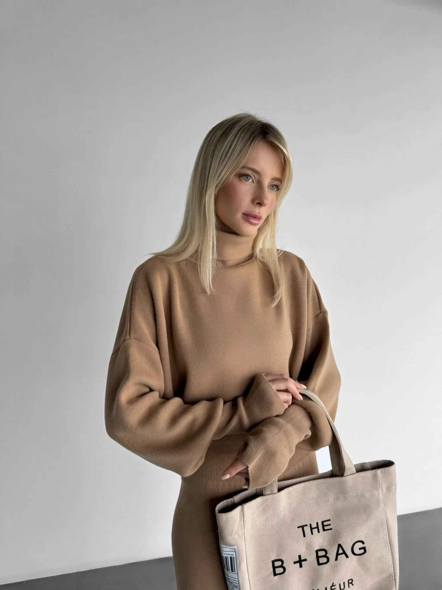 Crop Collar Sweater - Camel