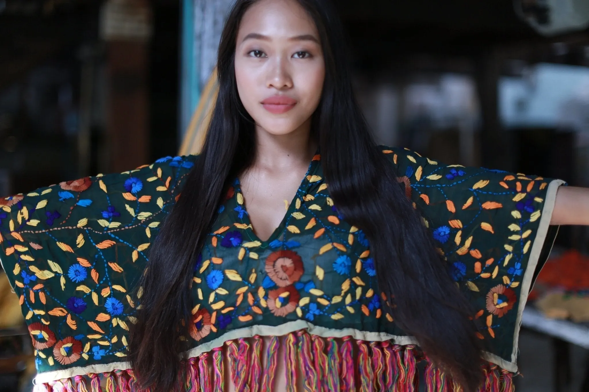 EMBROIDERED FRINGE TOP ANNELIES