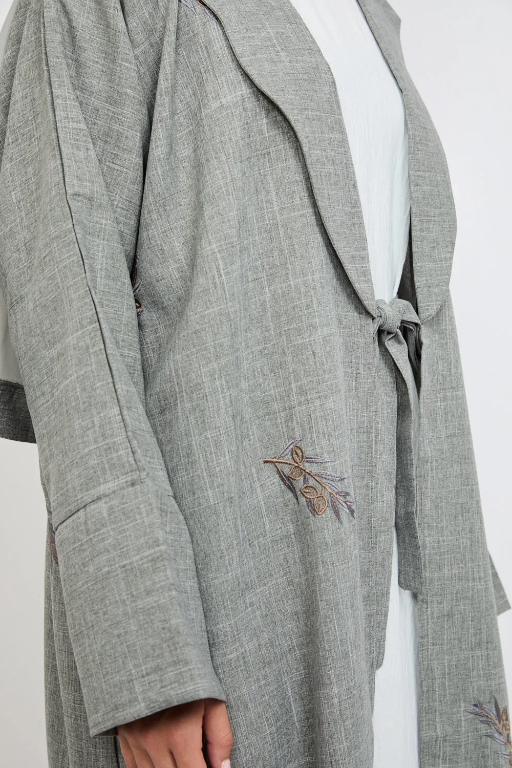 Four Piece Embroidered Open Abaya Set - Frosted Mint