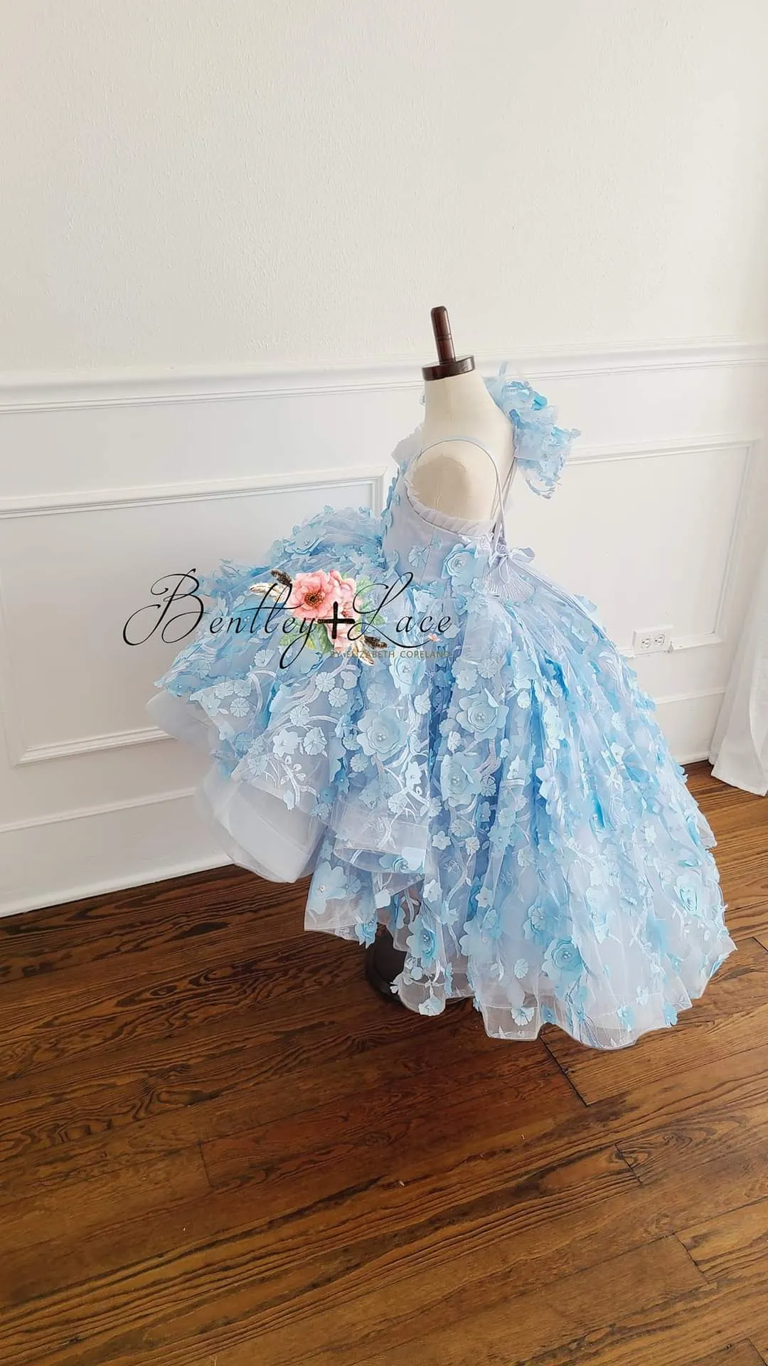 Guc- retired rental "April" - High Low Length Dress ( 2 Year - Petite 4 Year)