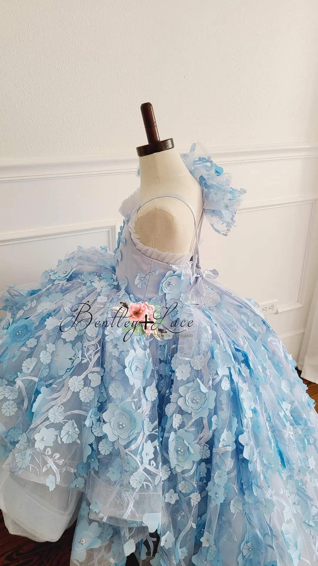 Guc- retired rental "April" - High Low Length Dress ( 2 Year - Petite 4 Year)